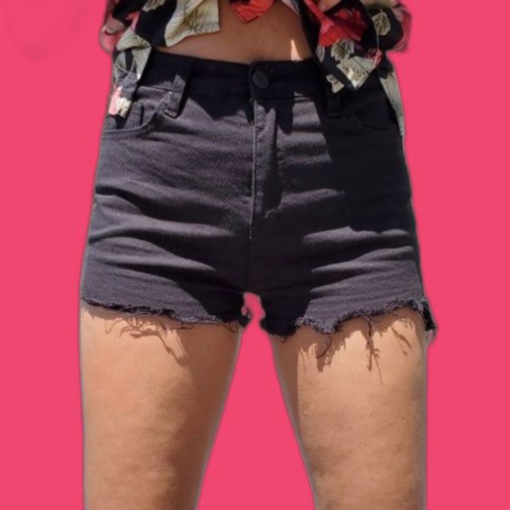 High Waisted Black Distressed shorts